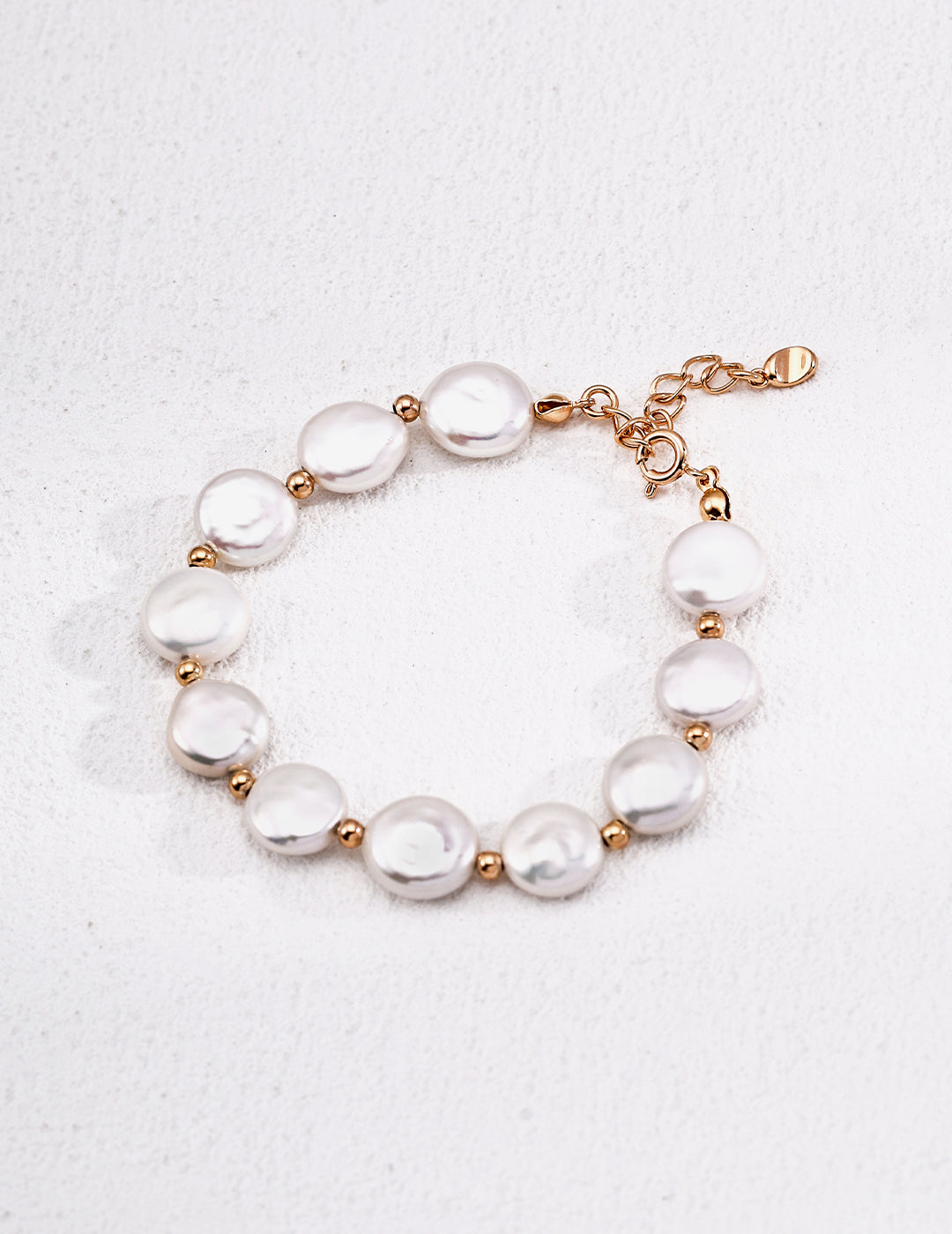 Pearl bracelet